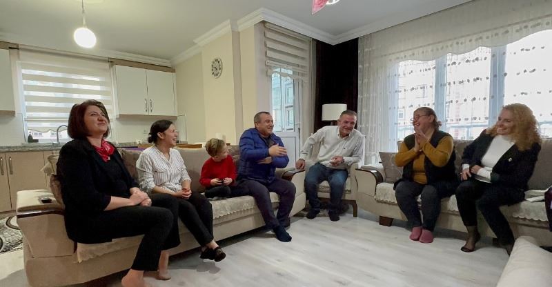 Vali Sonel ve Eşi Handan Sonel'den Anlamlı Ziyaretler