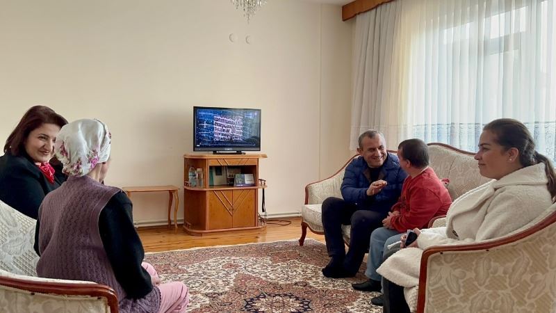 Vali Sonel ve Eşi Handan Sonel'den Anlamlı Ziyaretler