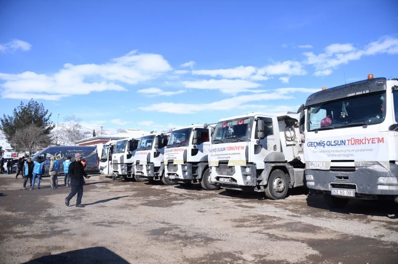 BAŞKAN AŞKIN TÖREN DEPREM BÖLGESİNDE