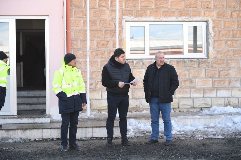 BAŞKAN AŞKIN TÖREN DEPREM BÖLGESİNDE