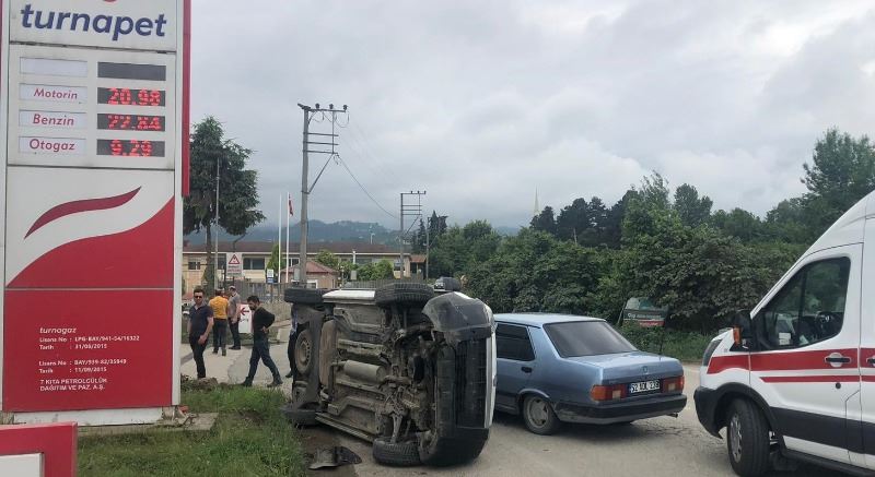 Ordu'da Araç Takla Attı