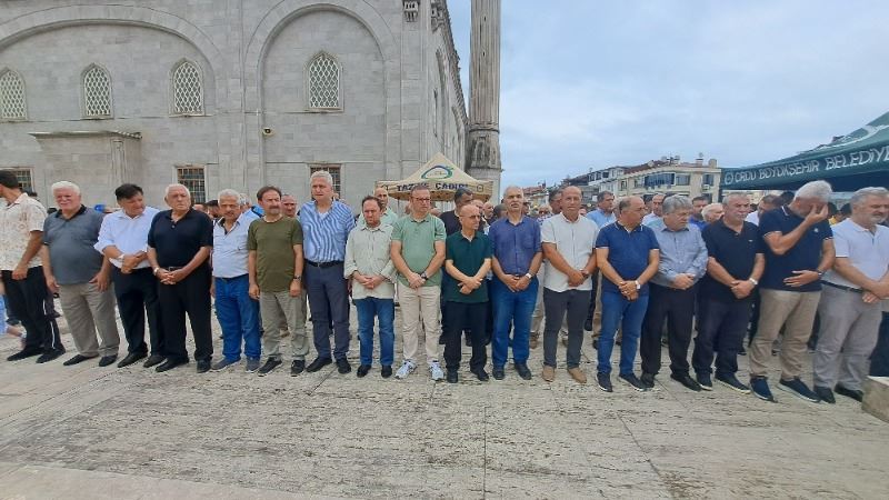 HAYRİYE GÜLESER ŞAHİN SON YOLCULUĞUNA UĞURLANDI
