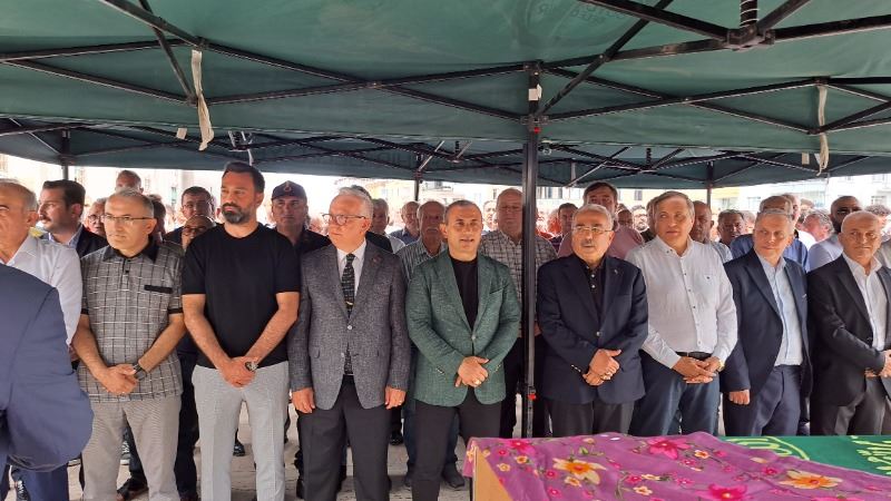 HAYRİYE GÜLESER ŞAHİN SON YOLCULUĞUNA UĞURLANDI