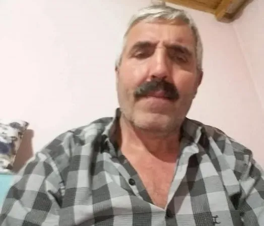  Beslediği boğanın saldırısına uğradı