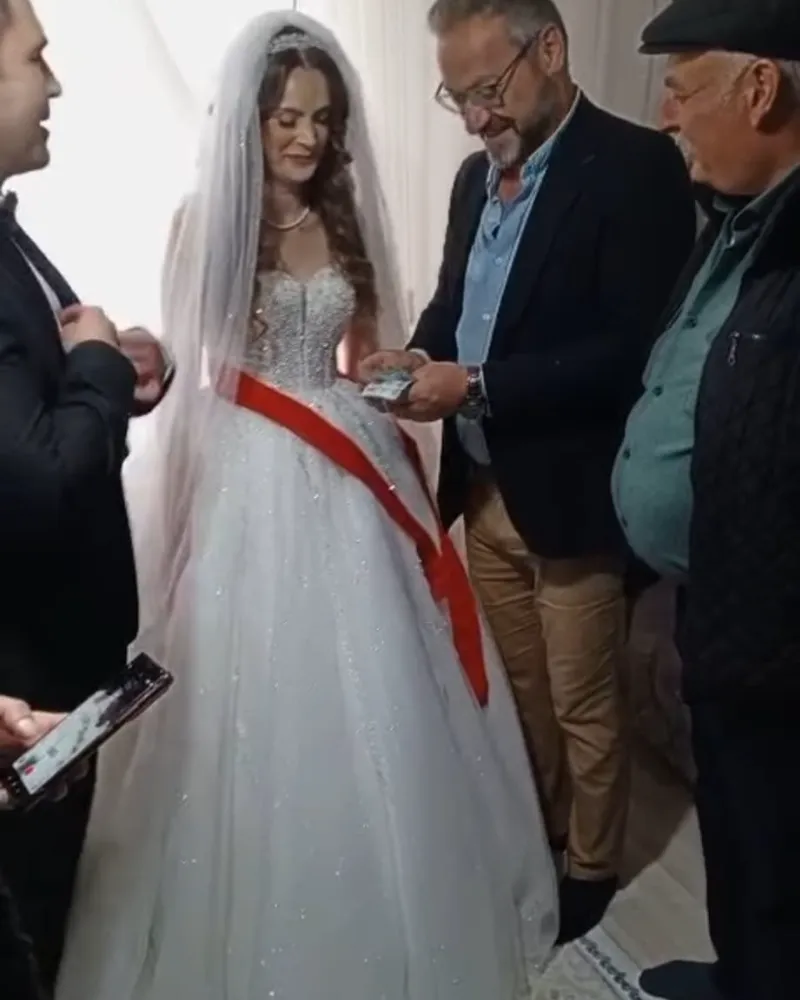 Çakmak ve Özdemir Ailelerinin Mutlu Günü