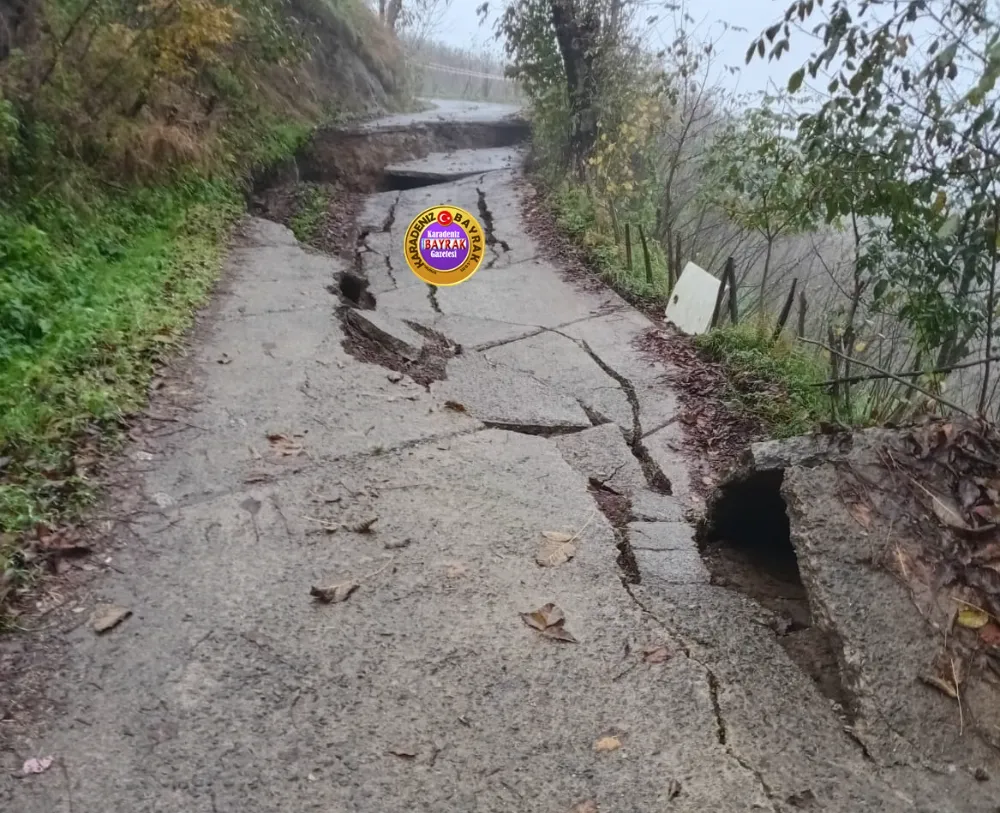Gölköy’de Heyelan: Mahalle Yolu Ulaşıma Kapandı