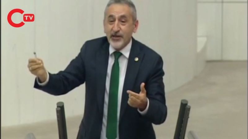 Meclis'te şırıngayı gösterdi